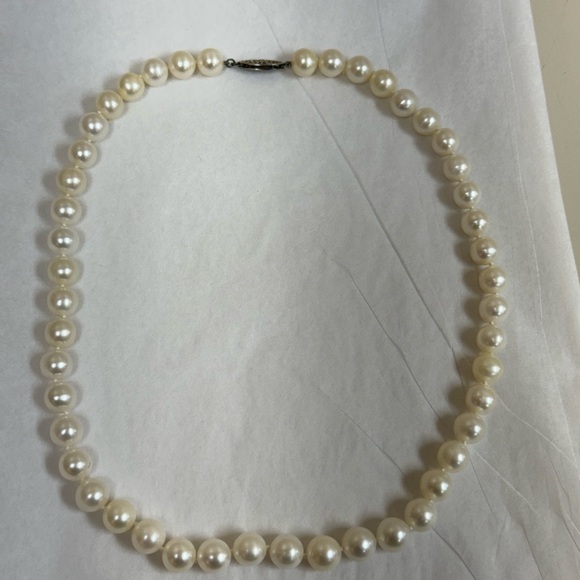 Freshwater cultured pearl strand. - Picture 3 of 8